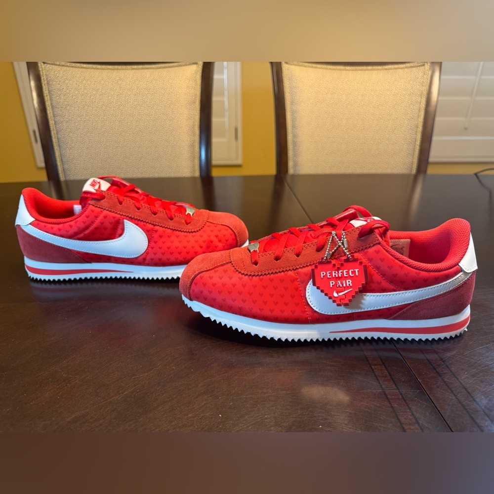 New Nike Cortez Valentines Day Heart Sneaker Shoes - Picture 12 of 16